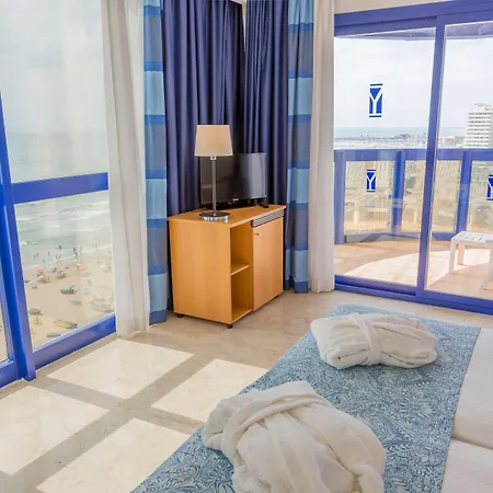 Yaramar - Adults Recommended