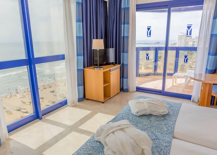 Yaramar - Adults Recommended