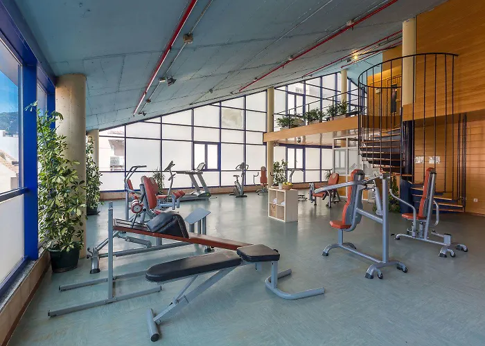 Yaramar - Adults Recommended