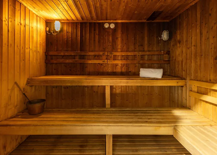 Yaramar - Adults Recommended