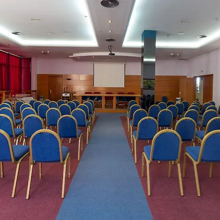 Yaramar - Adults Recommended 4*